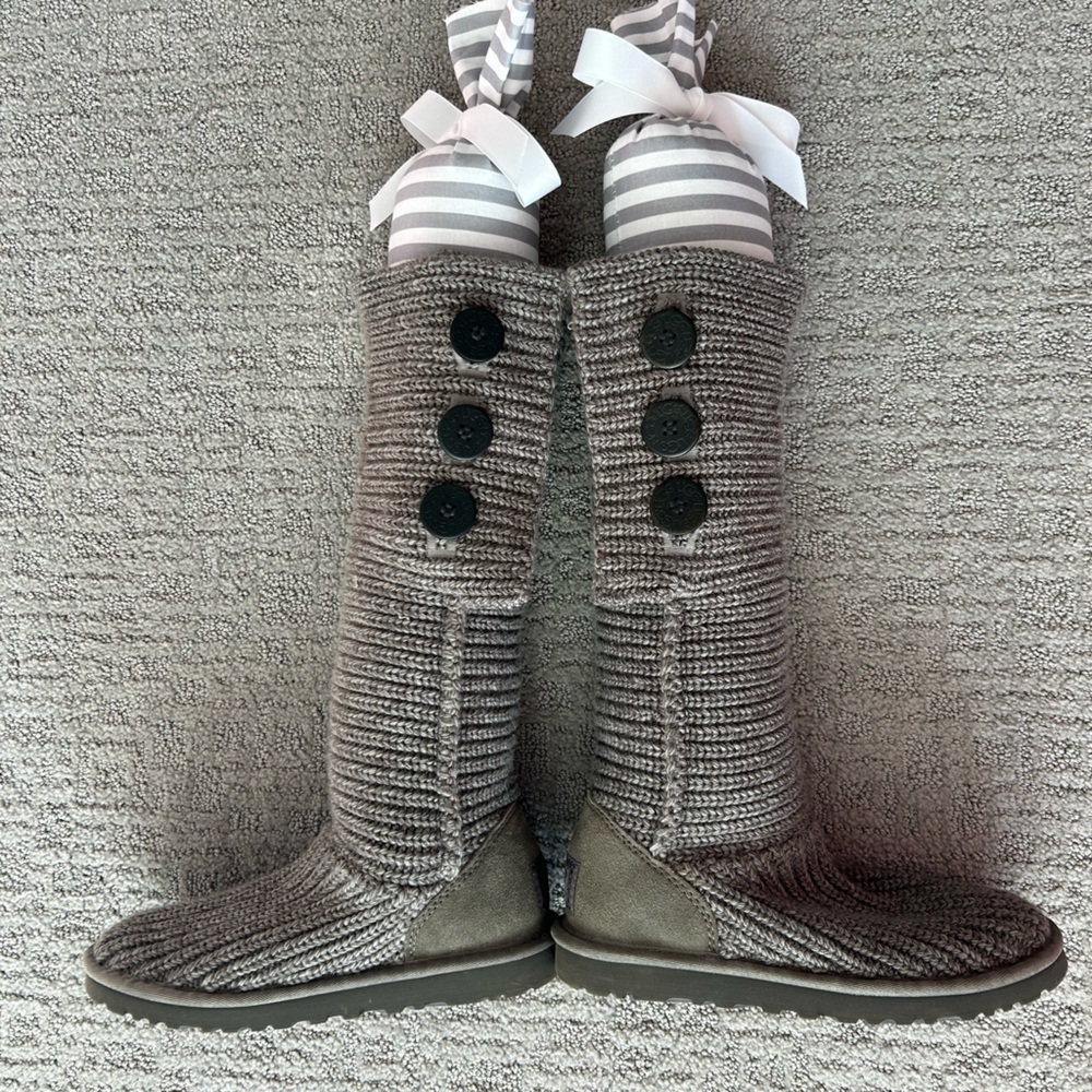 Uggs Classic Cardy Knit Boots